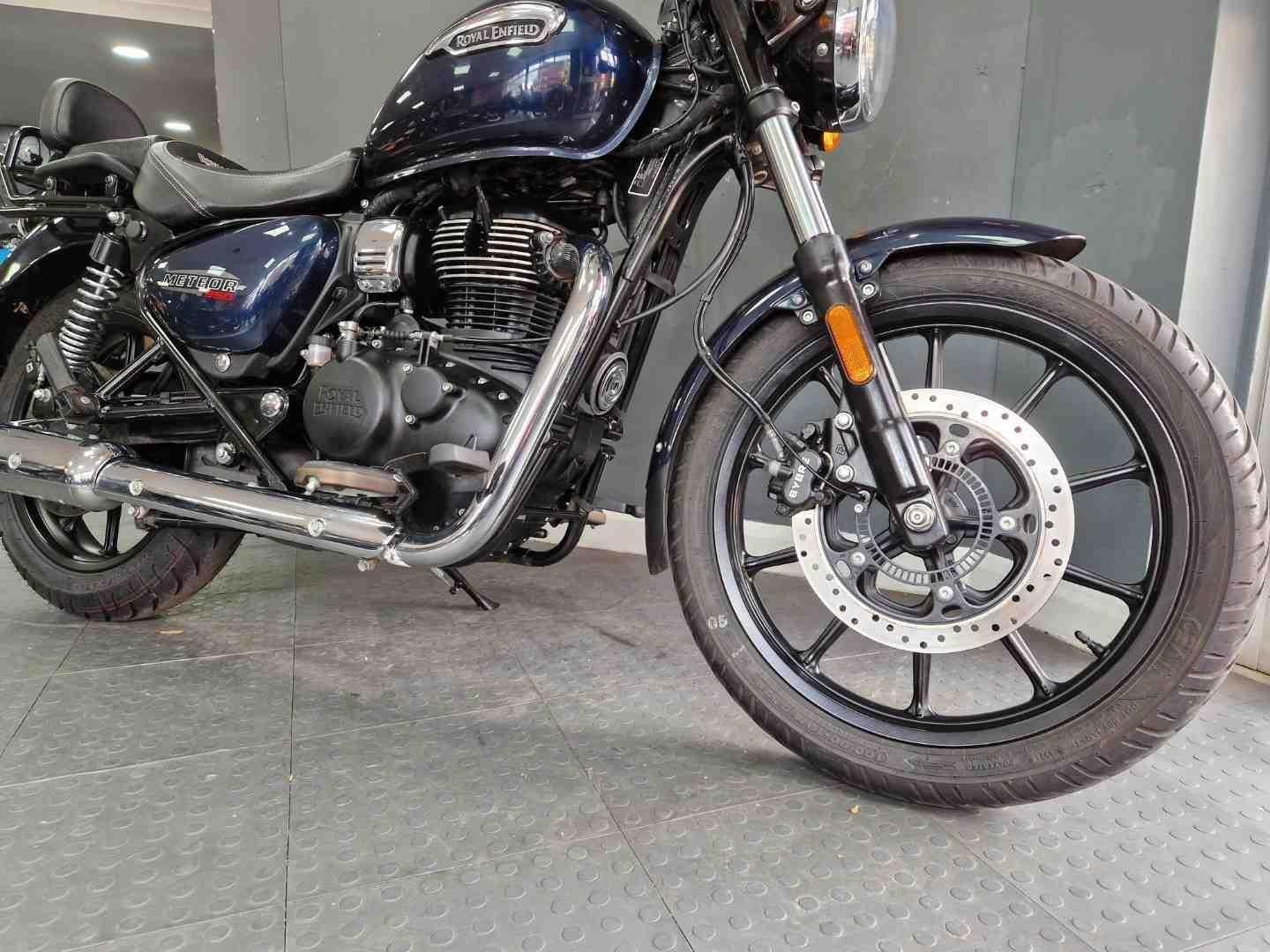 Picture 5 of 17