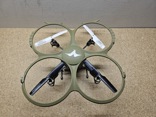 Kolibri Discovery Delta-Recon U818A WiFi FPV Quadcopter Drone + E88 Pro Drone - Picture 5 of 7