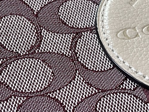 Portafoglio Coach vino/rosa firma Dempsey grande jacquard telefono zip polso - Foto 15 di 16