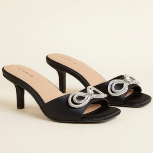 TORRID Womens Size 7.5 WIDE WIDTH Rhinestone Bow Cushioned Mule Heels WW Black