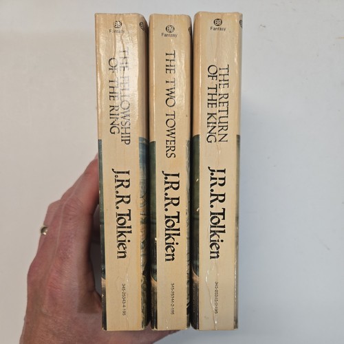 Vintage J.R.R. Tolkien Lord of the Rings 3 Book 1973 Set Ballantine Paperbacks - Picture 3 of 4