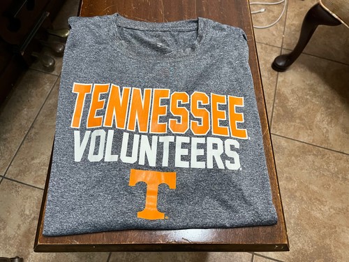 Tennessee Vols s/s t-shirt size M gray