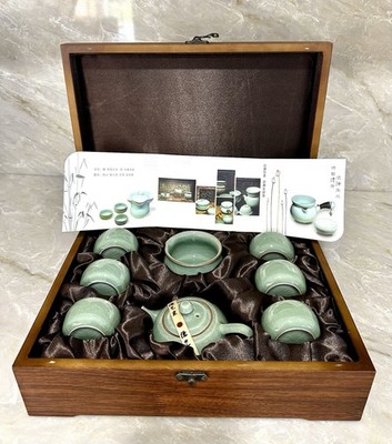 Premium Longquan Celadon Tea Set - Ge Kiln Crackle Glaze 8 Pcs W/Wooden Gift Box
