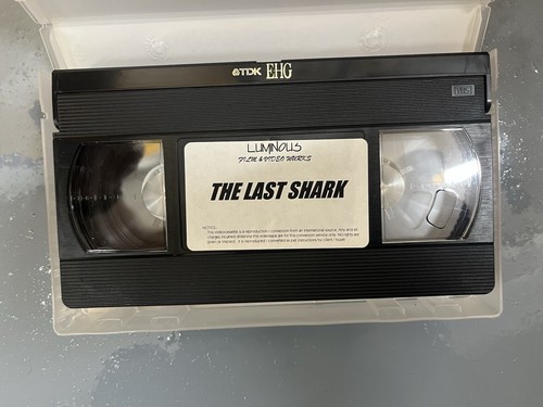 Luminous Film and Video Wurks THE LAST SHARK 1981 Enzo G. Castellari - Imagen 3 de 3