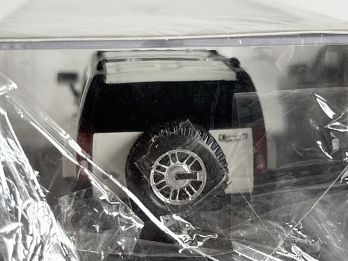 Super Rare 1:43 Spark Models 2006 Hummer H3 weiß in neuwertigem Zustand!! - Bild 11 von 14
