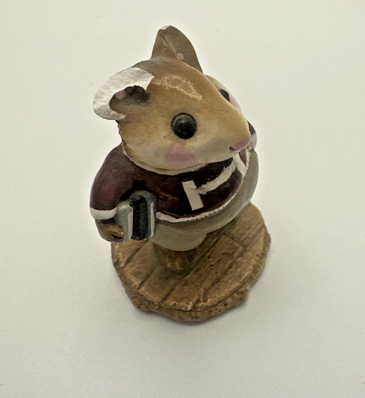 Wee Forest Folk M-139 Mouse on Campus Maroon Retired William Peterson WFF TLC