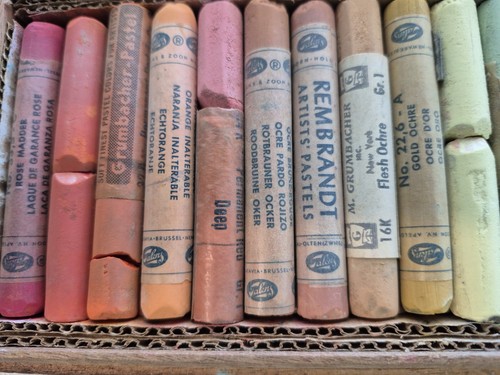Vintage Talens REMBRANDT 24 Soft Pastels For Artists Boxed Made In Holland - Picture 7 of 9