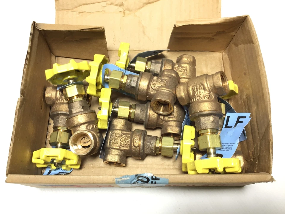 Apollo 102T12LF Bronze Gate Valve 1/2 in NPT 670750686672 Non Rising Stem - Image 4 of 4