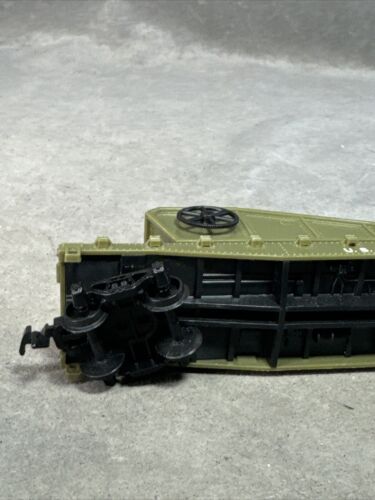 Vintage Ho Scale Model Power Flat Car With Launcher No Missles Used - Picture 14 of 15