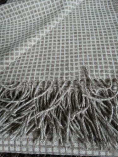 Luxus-Wolldecke 100% samtweicher Merino-Wolle 140x200 Beige - Bild 5 von 6