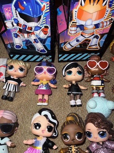 LOL OMG Surprise Doll Arcade Heroes Lot - clothes, accessories, pets, extras - Picture 6 of 7