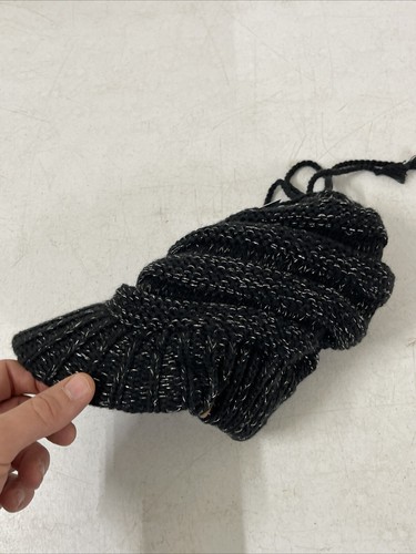 New Womens D & Y Ponyflo Black Fabric Beanie - Picture 6 of 7