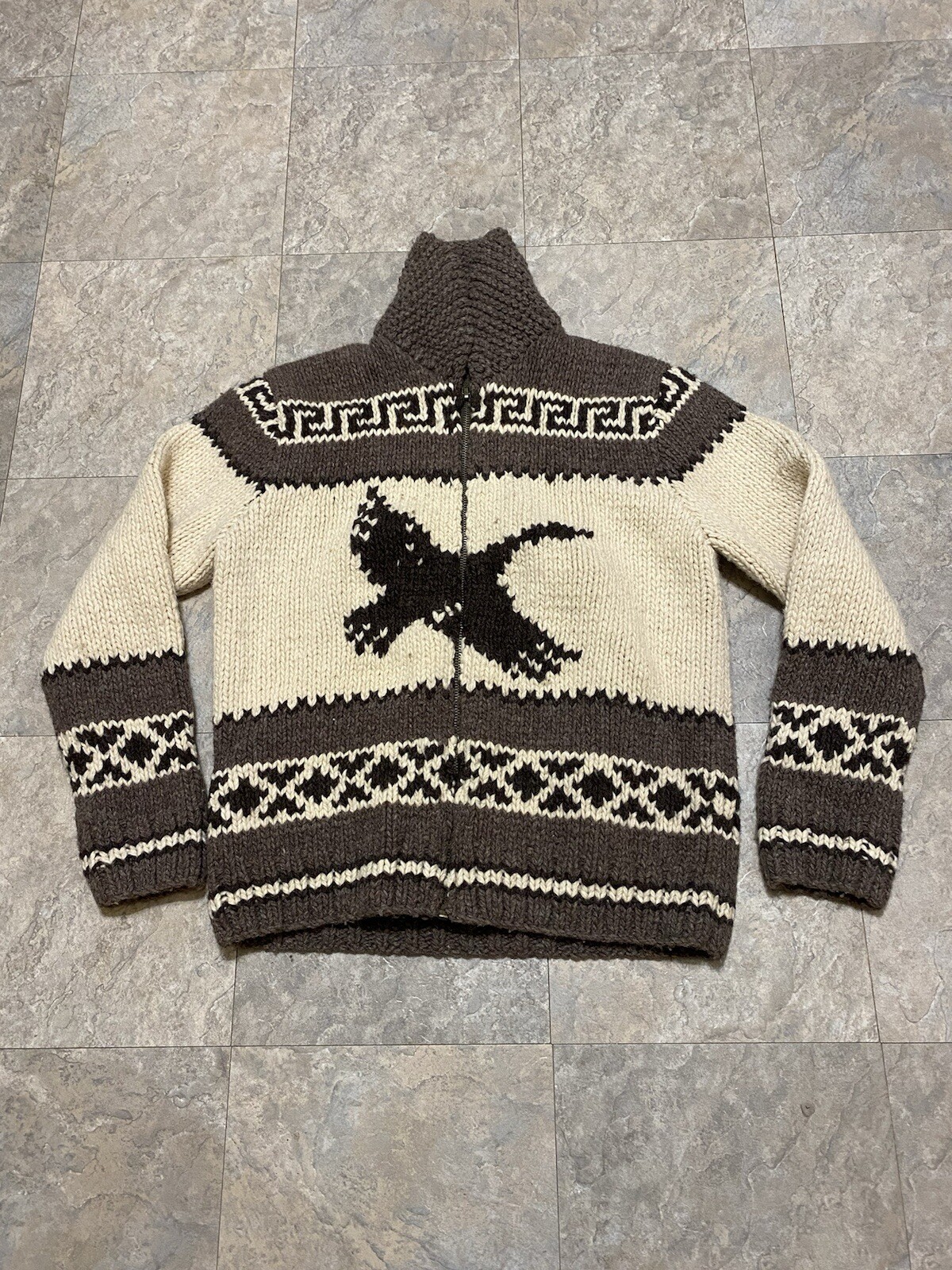 Picture 1 of 3