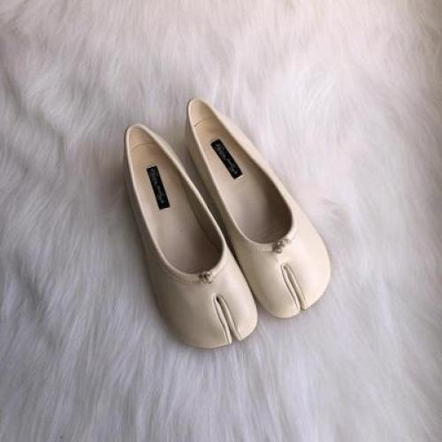 Women's Fashion Leather Bowtie Tabi Split Toe Mid Heel Ballet Court Shoes - Bild 14 von 23