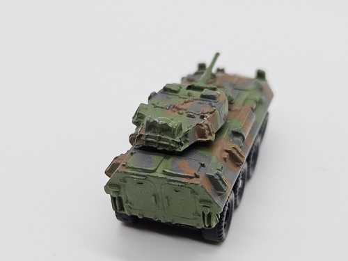 Micro Machines Military Light Armored Vehicle LAV-25 inklusive Soilder - Bild 5 von 6