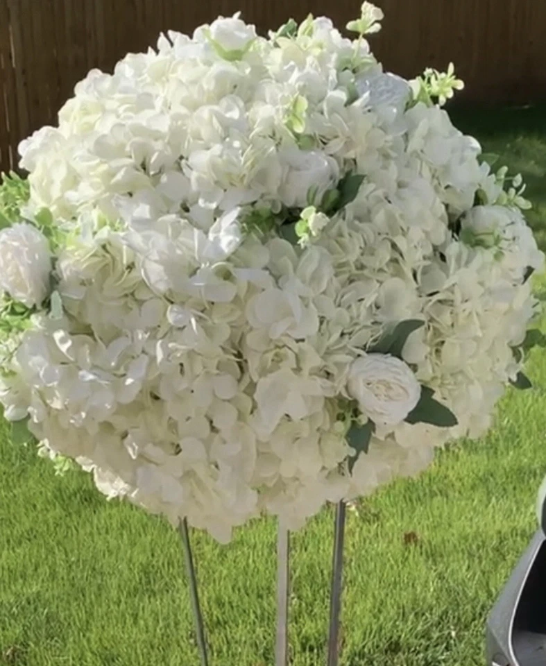 bola flores artificiales para centros de mesa Foto 4 de 4