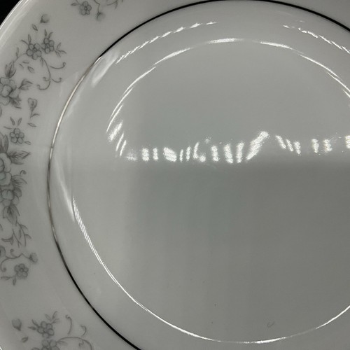 4 Vtg. Crest Wood China # 1077 Heritage Japan Berry / Dessert Bowls - Picture 5 of 8