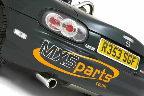 MX5 Rear Brake Caliper Service Seal Repair Kit MX-5 Mk2.5 NB Big Brake 2000>05 - Picture 3 of 4