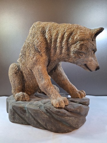Wolf Statue Nature Sitting Realistic Eyes Animal Resin Tabletop Desk Figure - Picture 12 of 23
