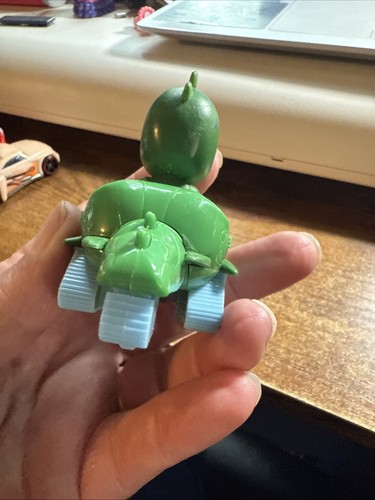 PJ Masks Gekko Mobile Vehicle w/ Attached figure, Just Play LOOSE - Picture 4 of 6