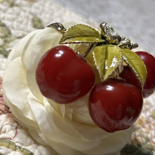 EUC 3x2.5” Vintage Unsigned Rubber Cherry Enamel Leaf Pin Brooch Jewelry - Picture 2 of 11