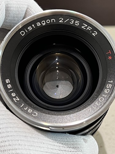 Mint Condition/Boxed Carl Zeiss 35mm F/2.0 Distagon ZF.2 Lens For Nikon F Mount - Picture 7 of 11