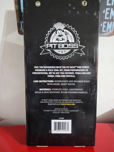 Pit Boss Pro Series 3 Pack Stainless Steel Tool Set Meat fork, Spatula, & Tongs - 第 4/5 張圖片