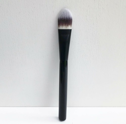 1x NAPOLEON PERDIS Artist Foundation Brush, Brand NEW! - Picture 3 of 6