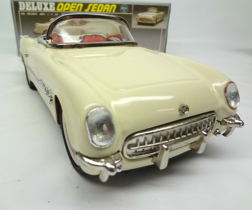 1953 Corvette Tin Friction style Toy Car White Red interior part MF 329 1:20 sca - Picture 3 of 12