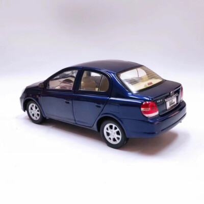 1/18 TOYOTA ECHO/Yaris 2005 China Dealer model Discontinued blue