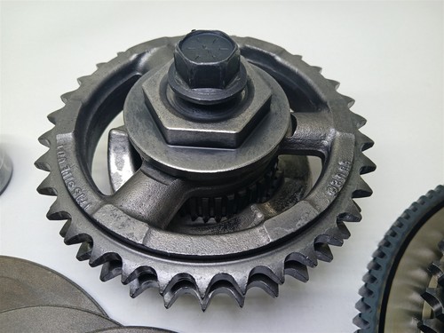 Harley-Davidson 2011 Dyna Wide Glide Primary Drive Clutch Compensator Assembly - Picture 16 of 18