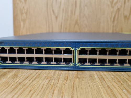 Cisco WS-C3560G-48PS-S Switch Catalyst 48-Port 10/100/1000 PoE Switch. Cisco 48 - Picture 3 of 24