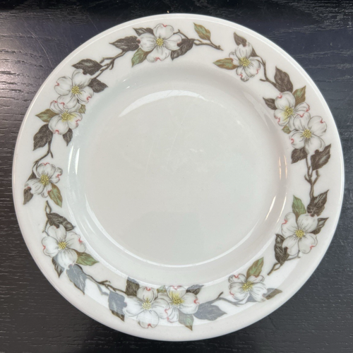 Plato 3 hojas verdes flores blancas Shenango China Dogwood 6,25" vintage años 50 EE. UU. - Imagen 4 de 7