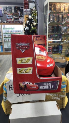 NIB 14" LIGHTNING MCQUEEN DISNEY PIXAR CARS TOYS R US LIGHTS SOUND M8487 - Picture 4 of 7