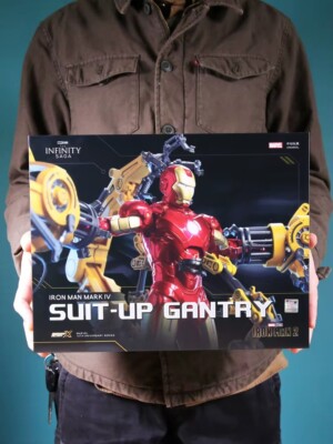 ZD Toys Gantry Iron Man MK4 with Suit-up Model Toy Action Figure
