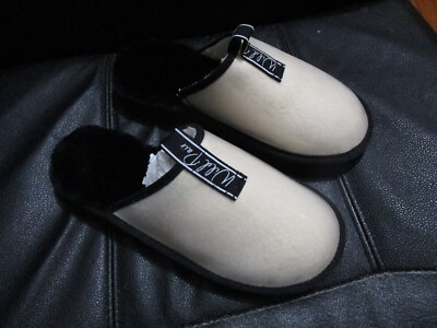 Wild Pair Portiaa Vinyl Slippers SIZE CREAM NEW