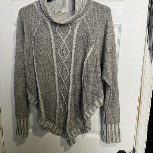 Maddison Gray Turtleneck Knitted Sweater Size XL - Picture 2 of 4