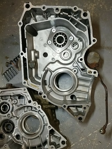 1985 Kawasaki Klt160 Klt 160 Engine Cases Motor Bottom End Case Left Right 85 - Picture 20 of 24