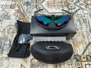 oakley 46
