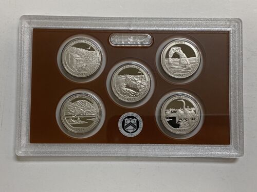 2014 United States Mint Proof Set 14-Coins US Treasury State Quarters - Picture 2 of 9