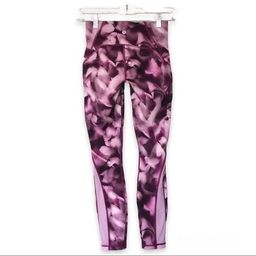 Lululemon Purple/Pink Abstract Flower Print High rise 7/8 legging Size 4 - Picture 2 of 8