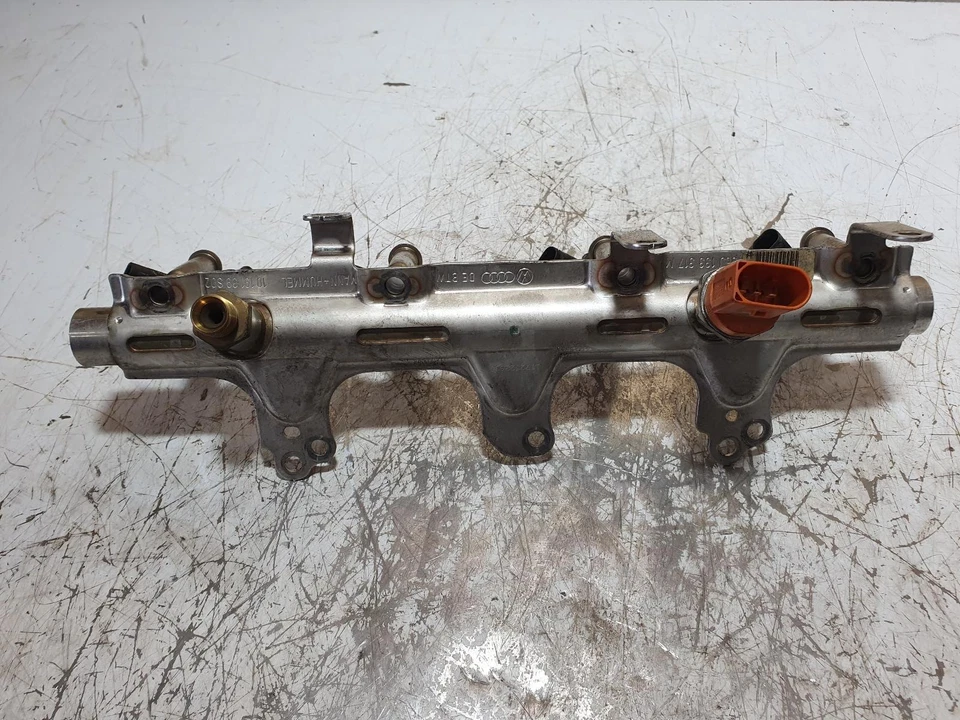 AUDI A5 INJECTION RAIL WITH INJECTORS 10/11-11/16 06J133317J — 第 3/4 张图片