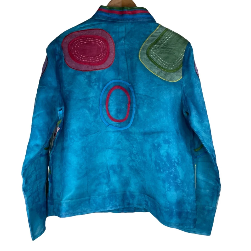 Jaqueta de seda Travel Smith tamanho pequeno botão frontal bordado patchwork vintage - Imagem 2 de 4