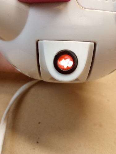 Hello Kitty AM/FM Projektionsradiowecker in Box neu geöffnet 2012 getestet funktioniert - Bild 9 von 13