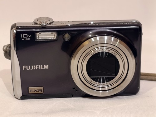 Fujifilm Digitalkamera FinePix F70 EXR Originalverpackt: Geprüftes Ladegerät 2 Akkus 16Gb - Bild 6 von 12