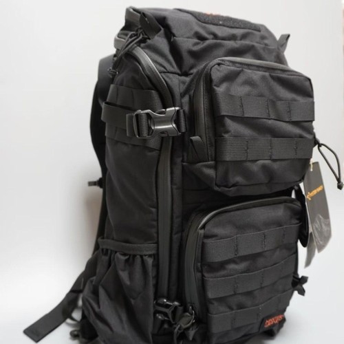 Mochila Mystery Ranch Blitz 35L de segunda mano - Imagen 5 de 9