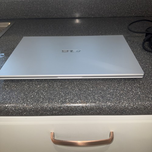 Asus Notebook Laptop M509BA amd a9 Radeon rs 8gb 256 hdd windows 11 3.10 ghz - Picture 8 of 20
