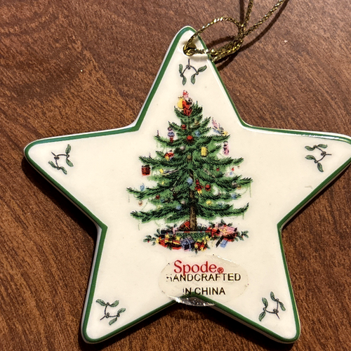 Spode Handcrafted Porcelain Christmas Tree Star Ornament - Picture 4 of 4