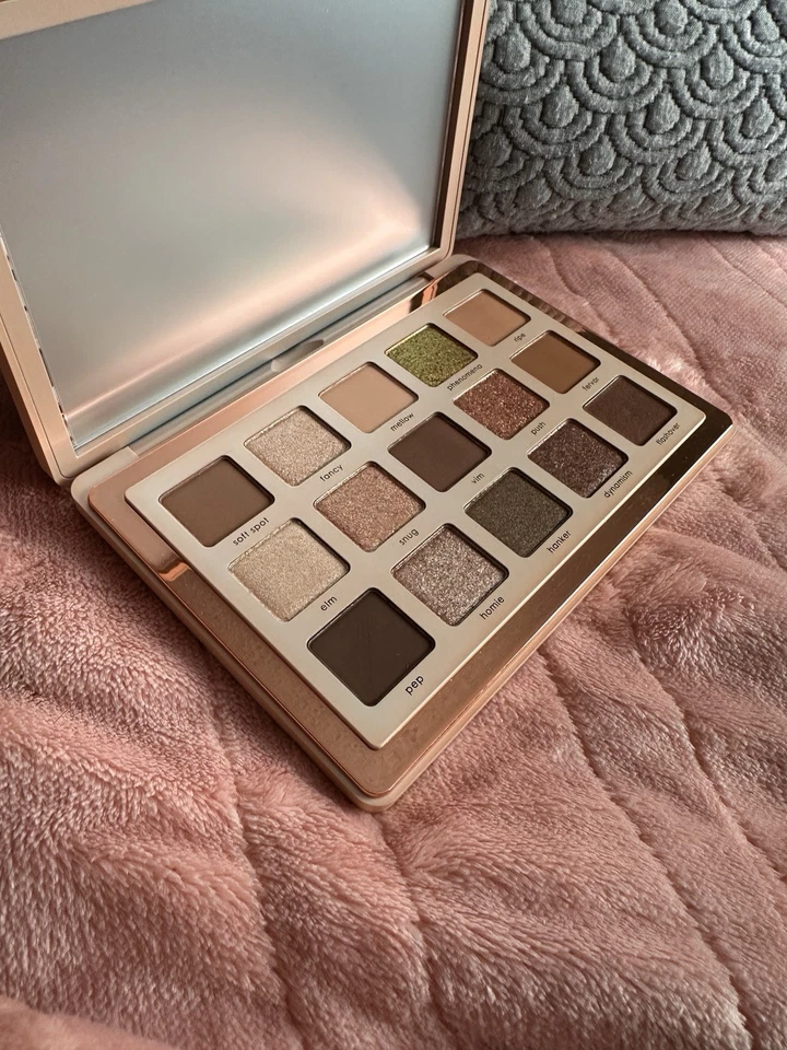 NATASHA DENONA I Need A Warm Eyeshadow Palette 19.35g/0.67 oz Authentic - Image 2 of 4