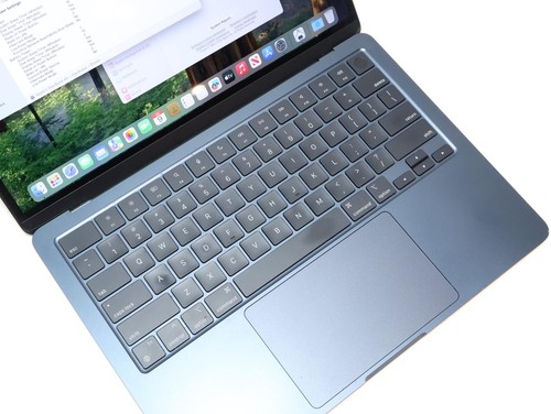 Apple MacBook Air M3 8 núcleos 8 GB 256 GB 13" MRXV3LL/A medianoche - Imagen 12 de 19